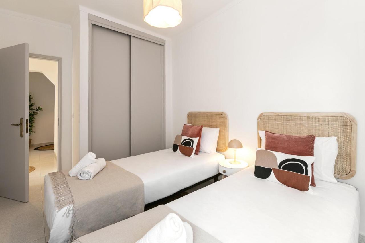 Peniche Coastal Escape Apartment Exterior photo
