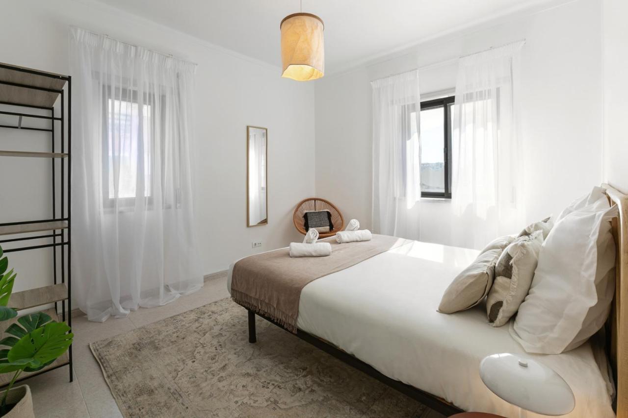 Peniche Coastal Escape Apartment Exterior photo